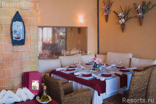 Majestic Hotel & Residence 68